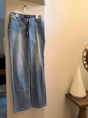 Fashion Nova V Nice to Meet You Straight Leg Jeans NWT